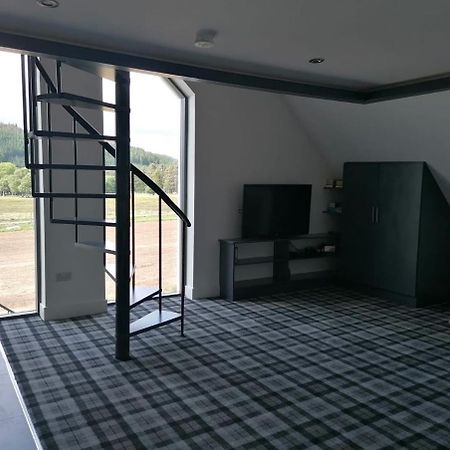 Rest At Last - Highland Apartment With Private Hot Tub Whitebridge  Buitenkant foto